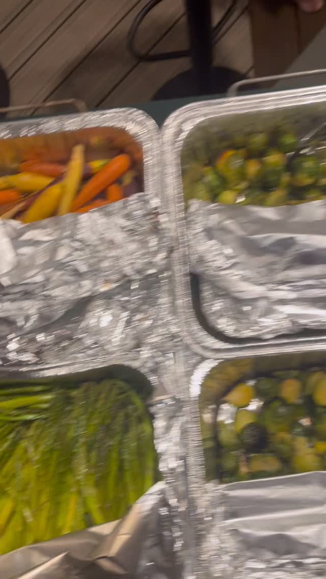 Happy New Year From sunrise surf to sunset views 🌅

We’ve welcomed travelers from all over the world, and nothing makes us happier than sharing the Aloha spirit 🌸 with new friends.

✅ Clean, comfortable private suite, private room or shared dorm style
✅ Fully equipped kitchen (private or shared)
✅ Surrounded by lush tropical gardens
✅ Outdoor showers & tropical garden setting
✅ Free, easy parking—no stress, no crowds
✅ Walk to the beach in seconds!

Here, life is simple:
☀️ Wake up to birdsong & ocean breeze
🌺 Share stories over coffee on the lanai
🌊 Walk barefoot to the beach in minutes
🌴 Relax, recharge, and feel at home in paradise

If you’re dreaming of Hawaii, come stay with us—you’ll arrive as a guest, and leave as family ❤️.

📍 Sunset Beach, North Shore, Oahu
💌 Message us to book direct 🌺
🔗 www.kalanihawaii.com
📧 info@kalanihawaii.com
📲 WhatsApp: +1 (808) 781-6415

#KalaniHawaii #NorthShoreOahu #OahuHawaii #HawaiiVacation #AlohaVibes OahuLife StayInParadise SurfAndStay SunsetBeachHawaii Haleiwa HawaiiTravel ExploreHawaii IslandEscape BeachGetaway HawaiiLodging TropicalStay HiddenHawaii VacationGoals WanderlustHawaii OceanDreams PipelineMasters WSLHawaii WinterSurfSeason