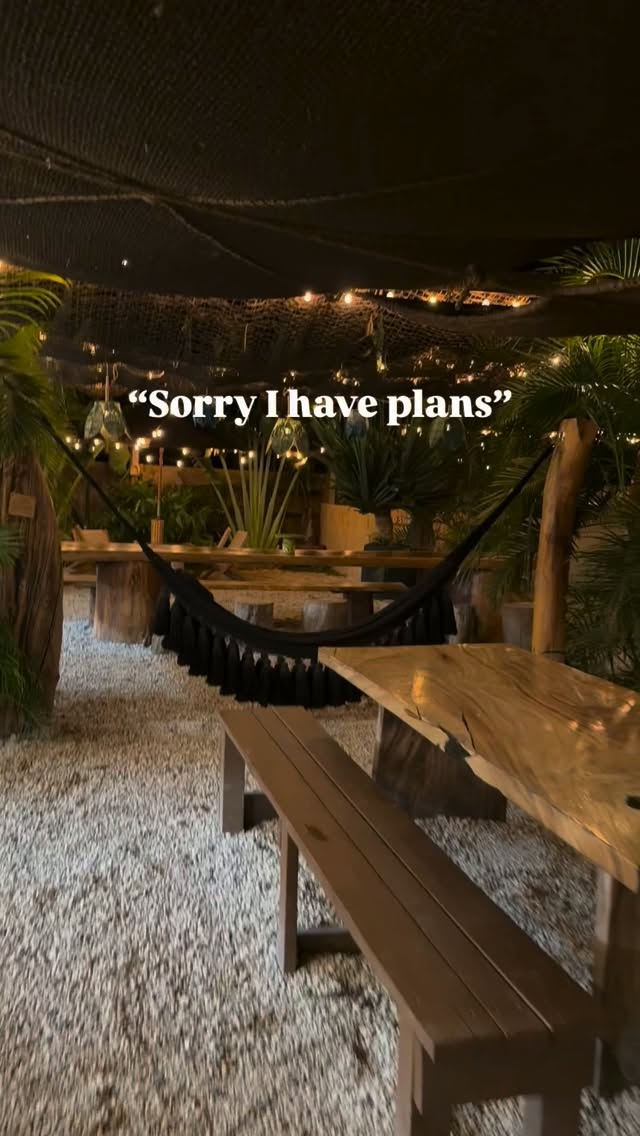 When you stay at Kalani Hawaii, you have to try the best Mexican food on island @surfnsalsa just a few minutes away. #kalanihawaii #northshoreoahu #surfandsalsa #waialua #vaction