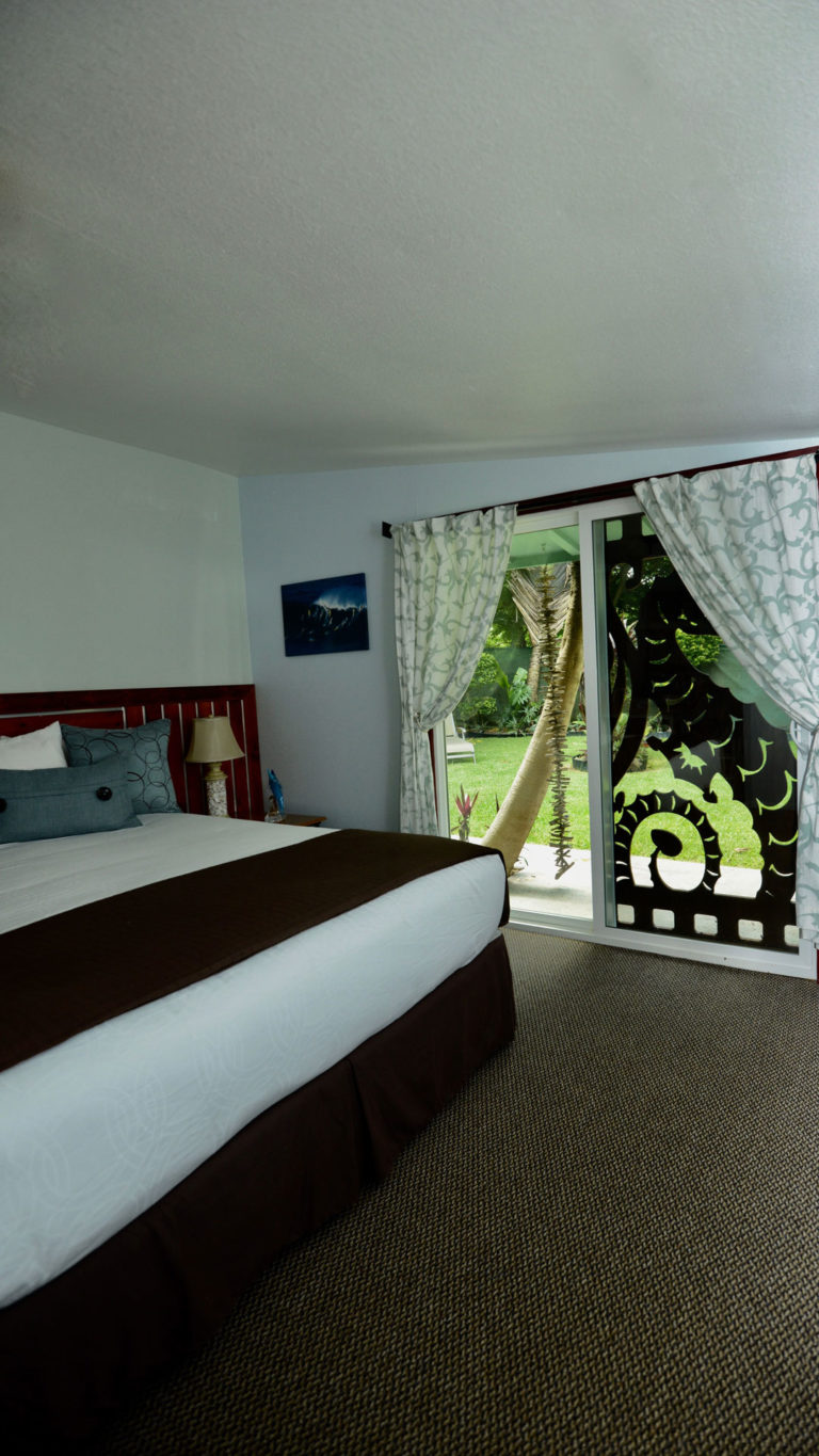 hotel resort hostel lodging oahu north shore hawaii