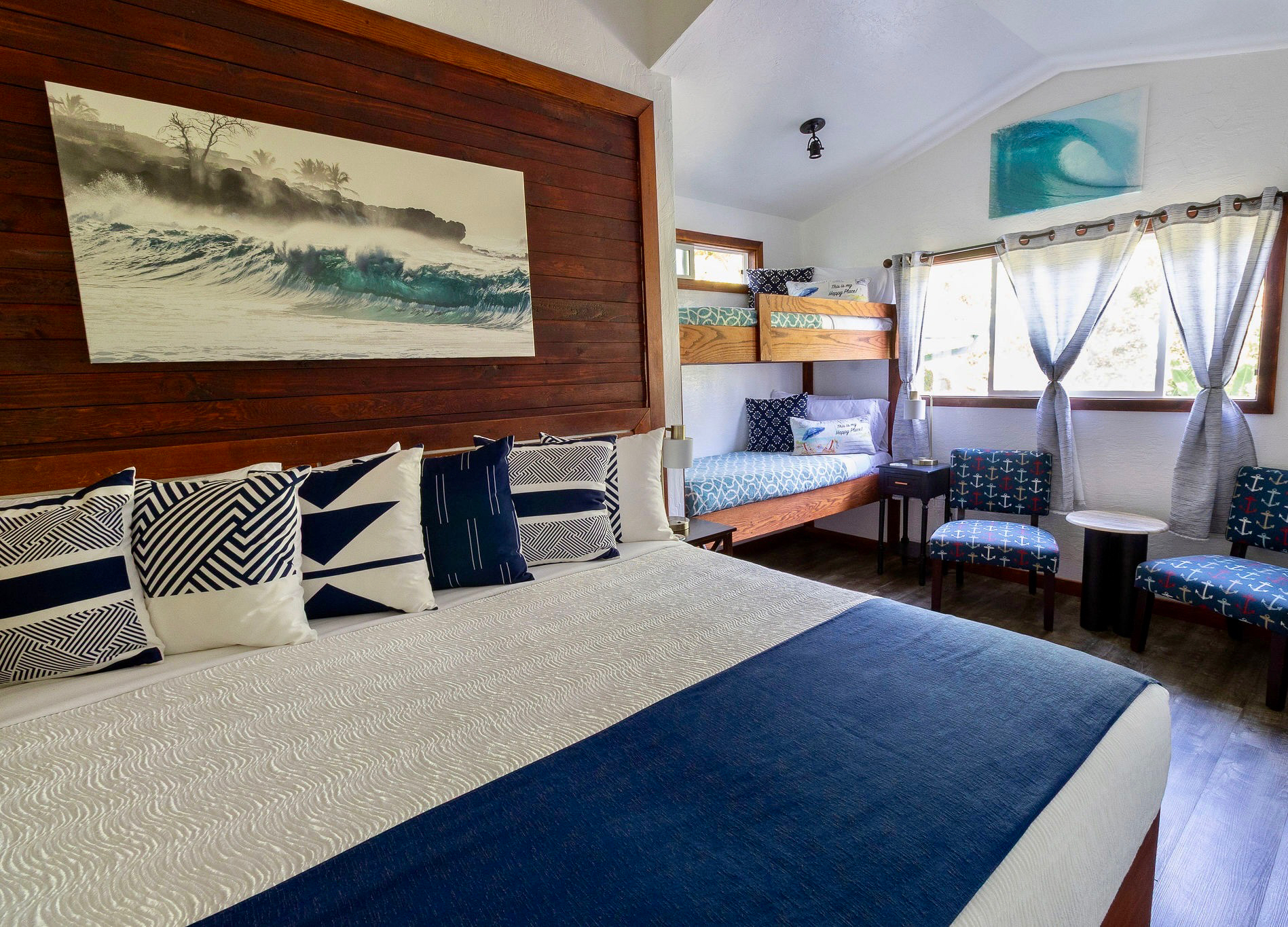 Interior of the White Ginger Room at Kalani Hawaii